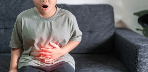 indigestion-corps-etranger-enfant